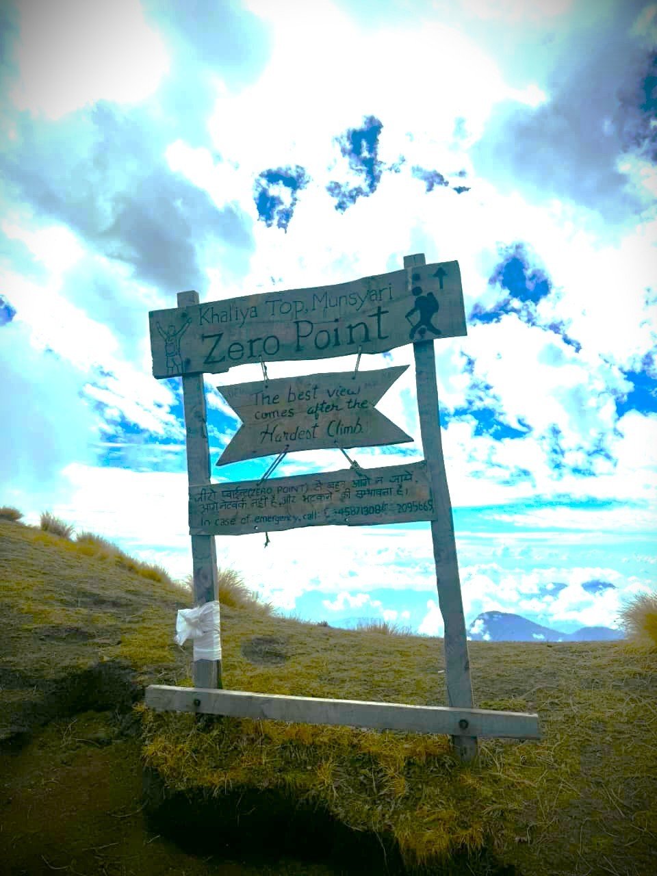 Khaliya Top Zero Point signboard Munsiyari